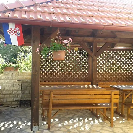 Maslinski Put 3 Apartman Biograd na Moru