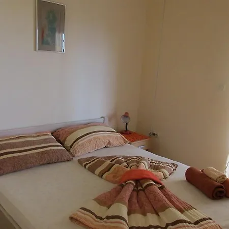 Apartman Maslinski Put 3 *